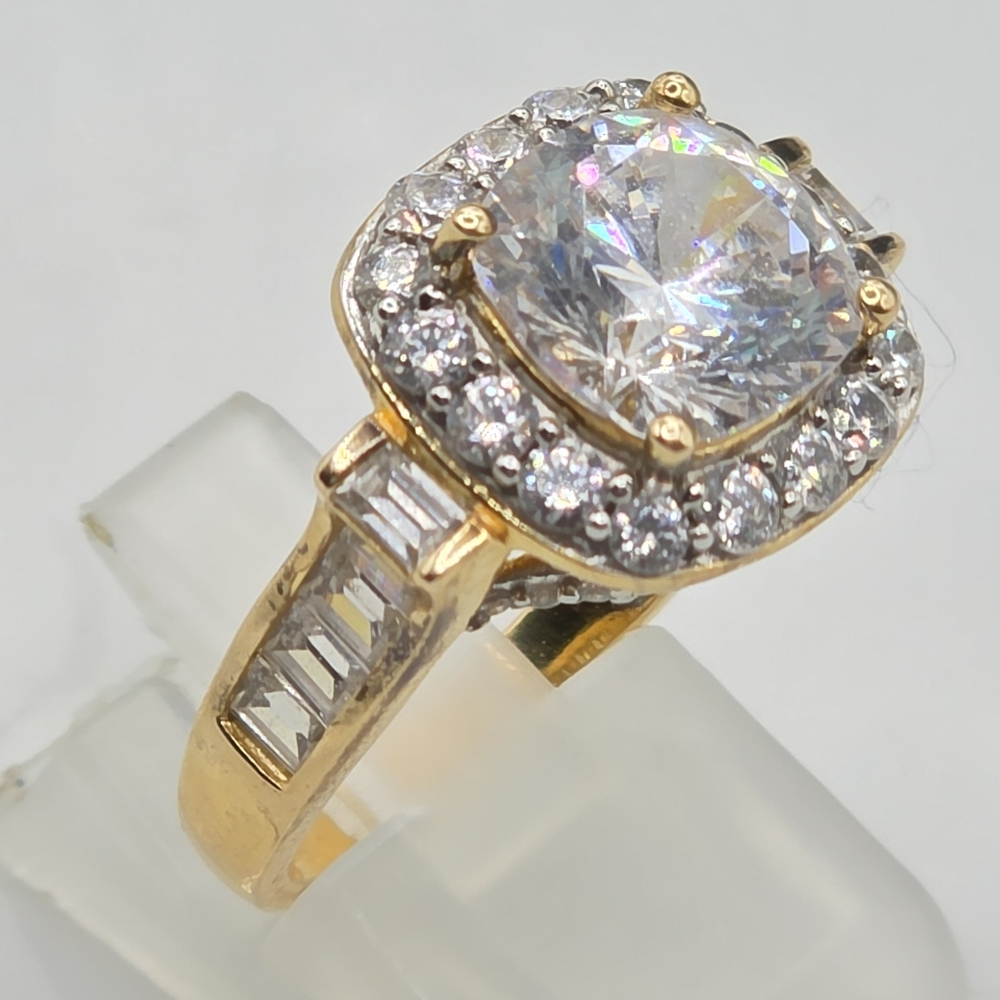 Extraordinary Sparkling Clear Quartz Victoria Wieck  Ring And Pendant Set - Picture 4 of 17